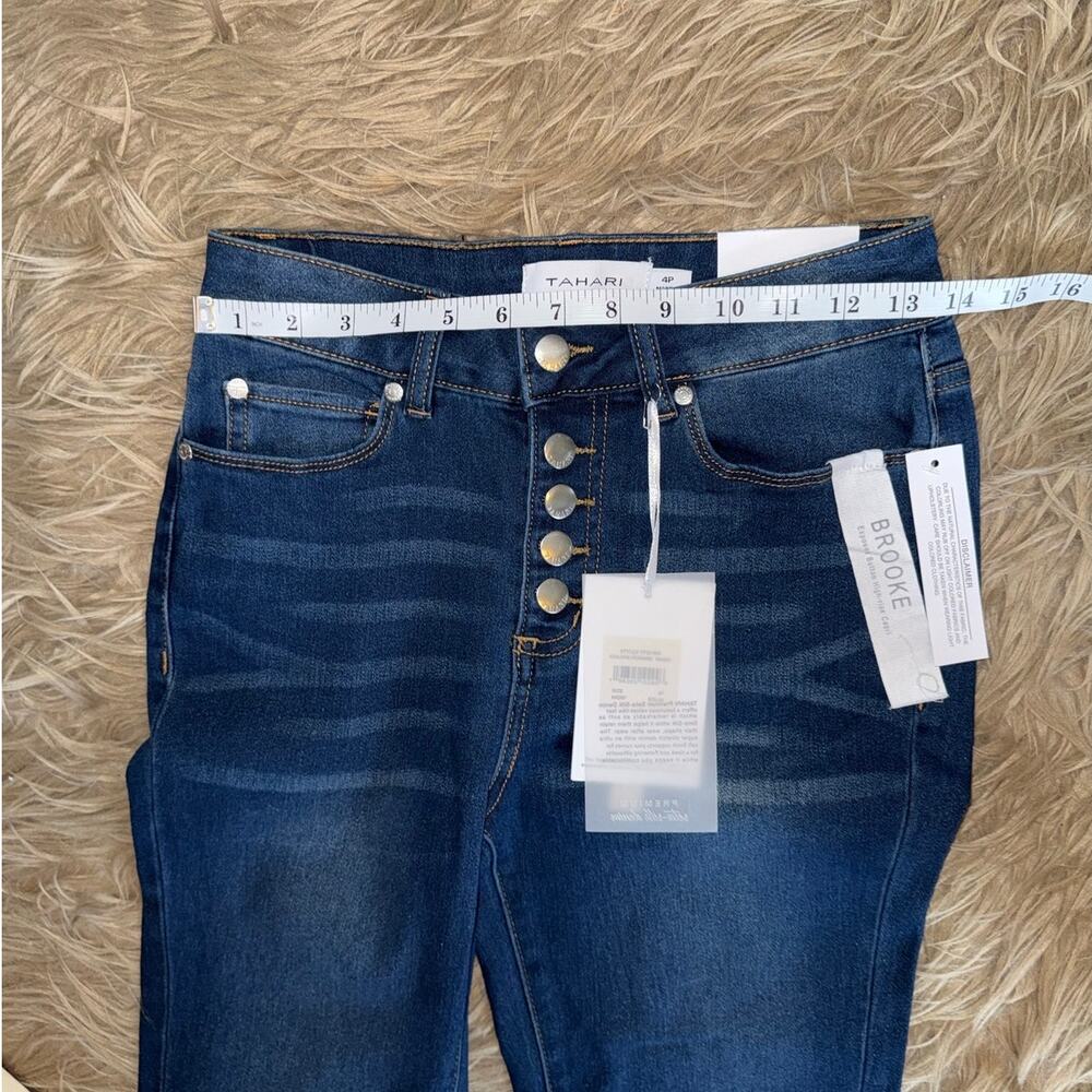 New Tahari Brooke Exposed Button High Rise Capri Denim Jeans size 4P - Picture 3 of 8